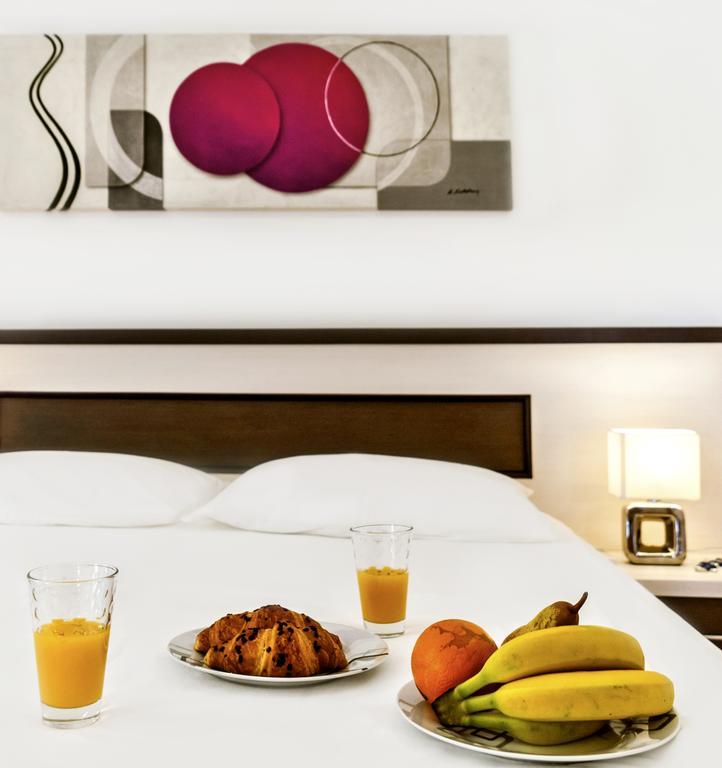 Apartment Lejo Omis Ngoại thất bức ảnh