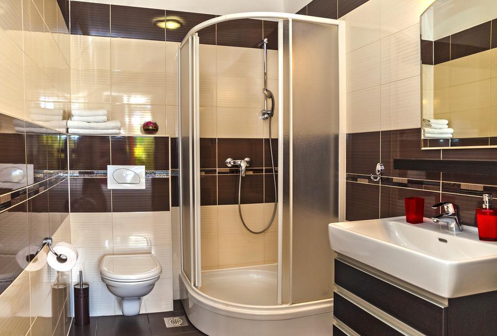 Apartment Lejo Omis Ngoại thất bức ảnh